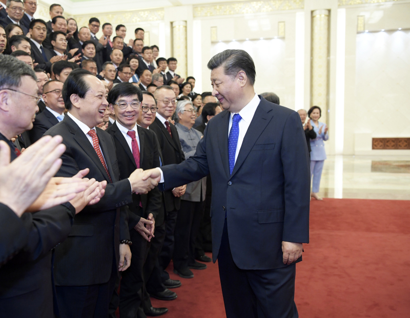 2019年5月28日，习近平主席在人民大会堂亲切接见舒心先生